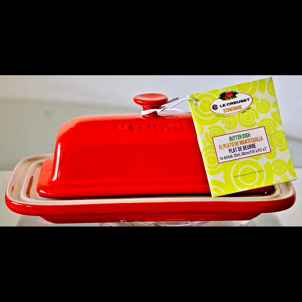 LE CREUSET RED BUTTER DISH 17-26 1/4 LB COVERED NEW